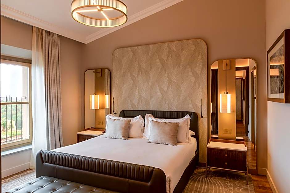 Photo 1 of 3 of Suite, View