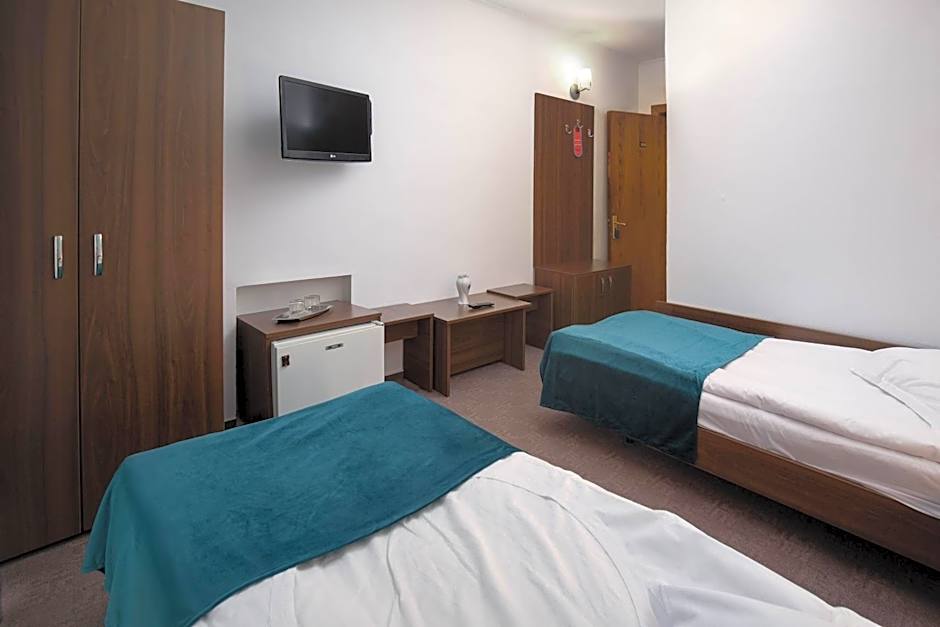 Hotel Alexandros Busteni by Genco & Restaurant Miorita