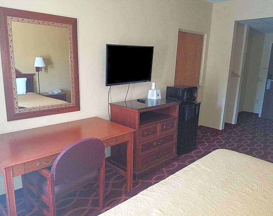 Americas Best Value Inn Evansville