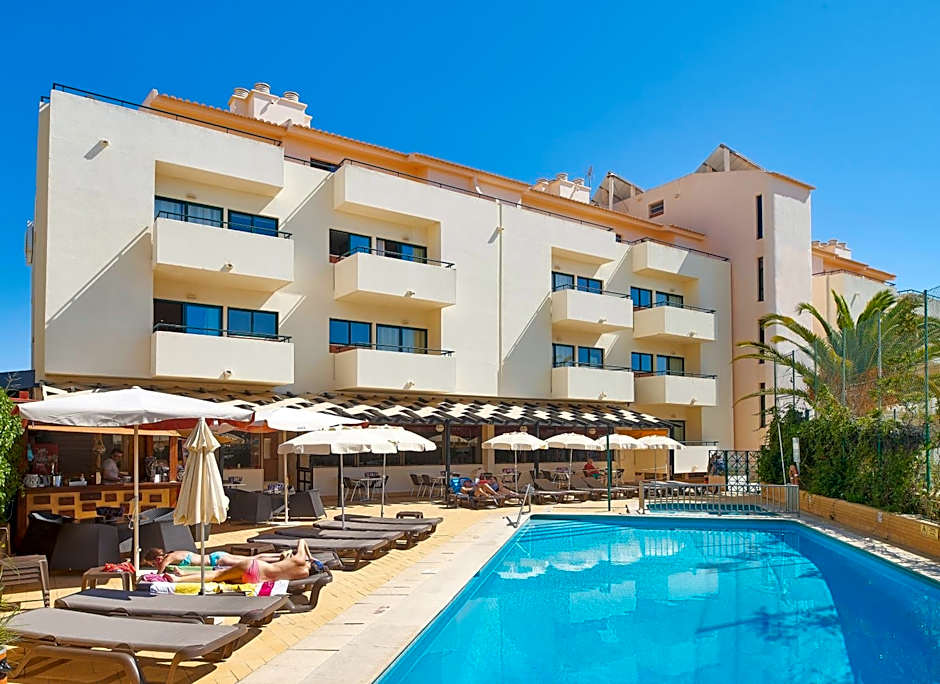 Oceanus Aparthotel