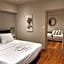 Anemoni Piraeus Hotel