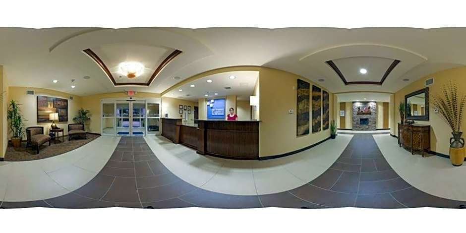 Holiday Inn Express Hotel & Suites Lamar By IHG