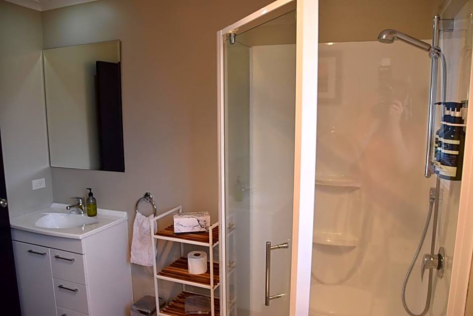 73 Milton Accommodation