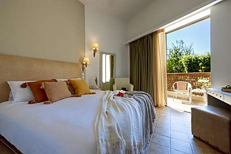 Single Room with Garden View