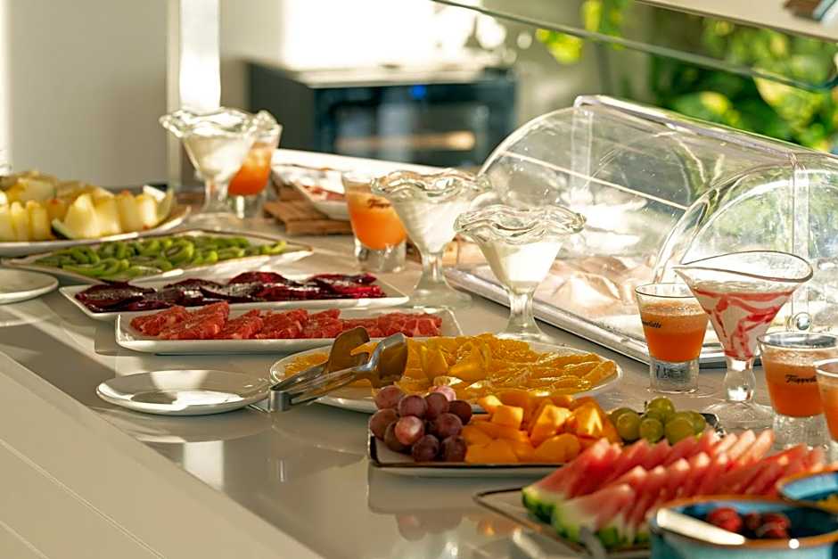 Royal Marina Suites Boutique Hotel