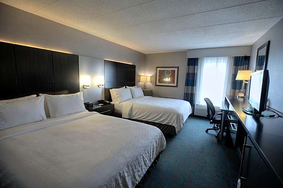 Holiday Inn Express Janesville-I-90 & US Highway 14 By IHG