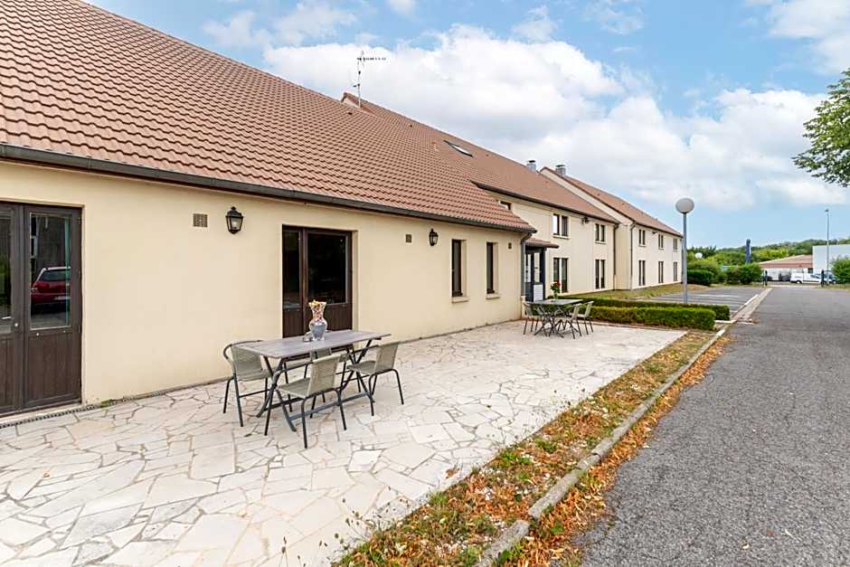 KYRIAD CREIL - Chantilly Nord