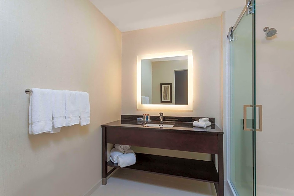 Wingate by Wyndham Altoona Downtown/Medical Center