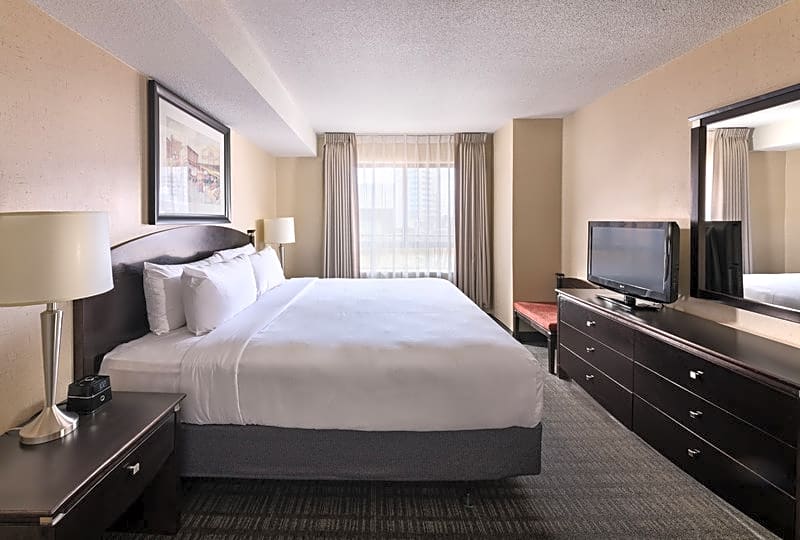 Les Suites Hotel, Ottawa