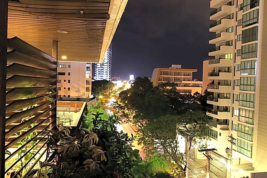 Yotau All Suites Hotel