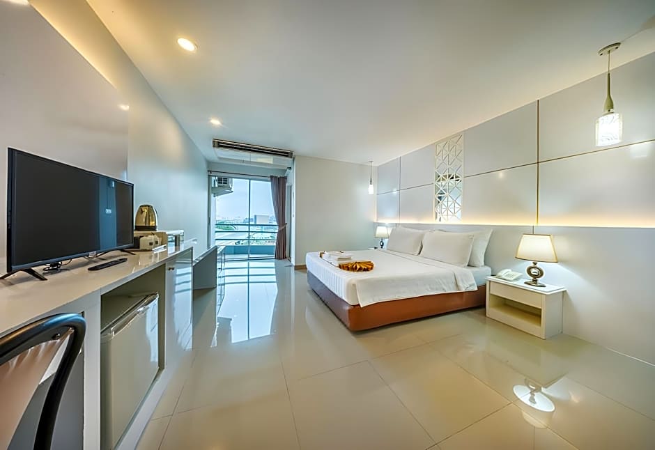 The Legacy Convention Hotel
