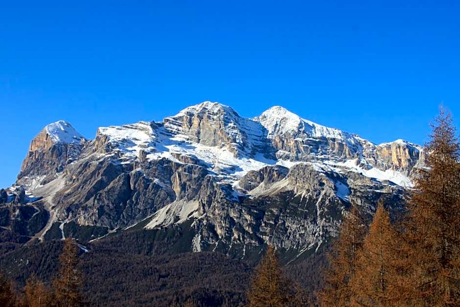 Hotel Garnì Il Cirmolo
