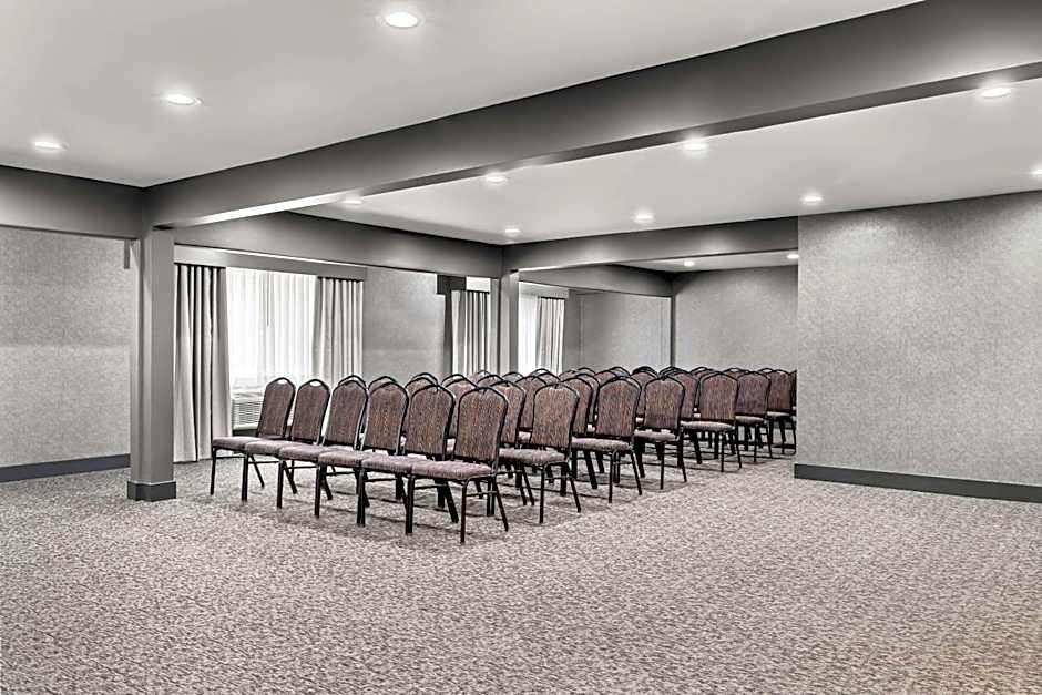 The Hourglass Hotel, Ascend Hotel Collection