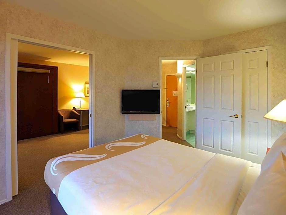 Quality Suites Ste Anne De Beaupre