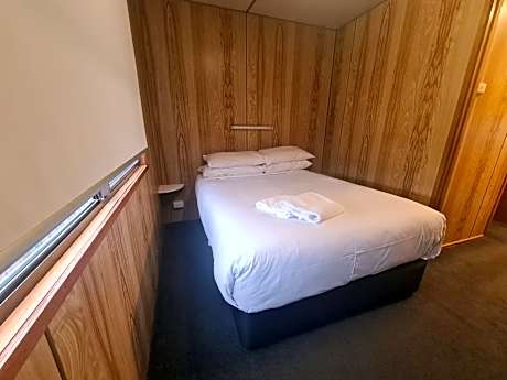 Economy Cabin - Sleeps 2