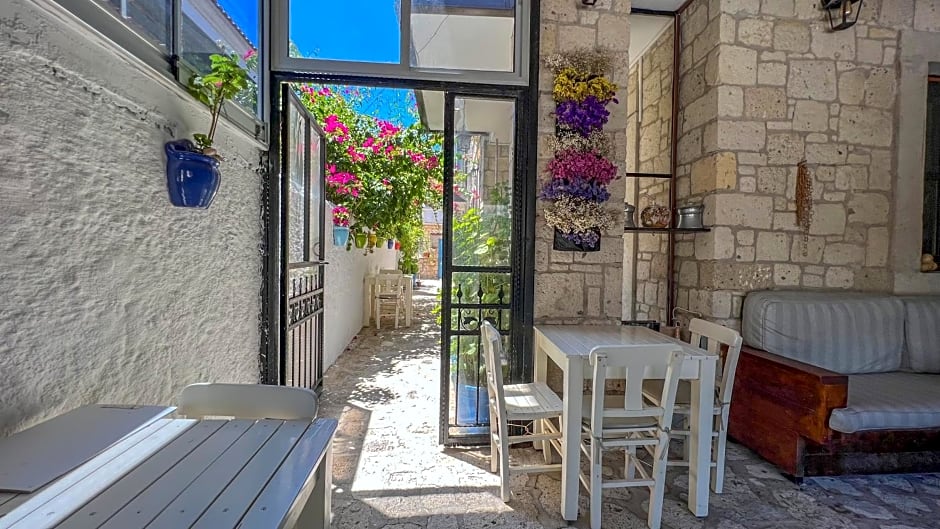 Alayaz Hotel