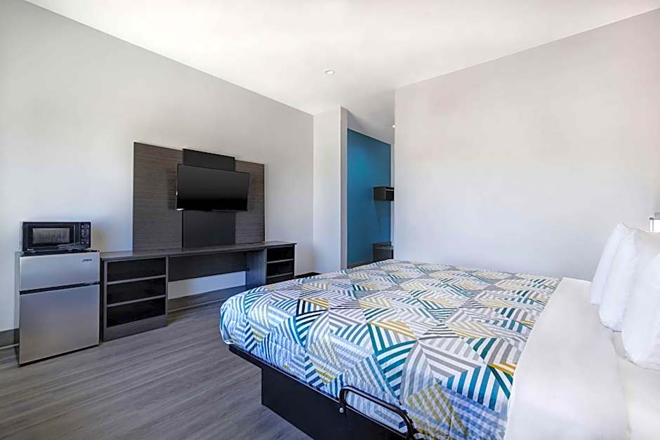 Motel 6 Dallas, TX Methodist Charlton Medical Ctr