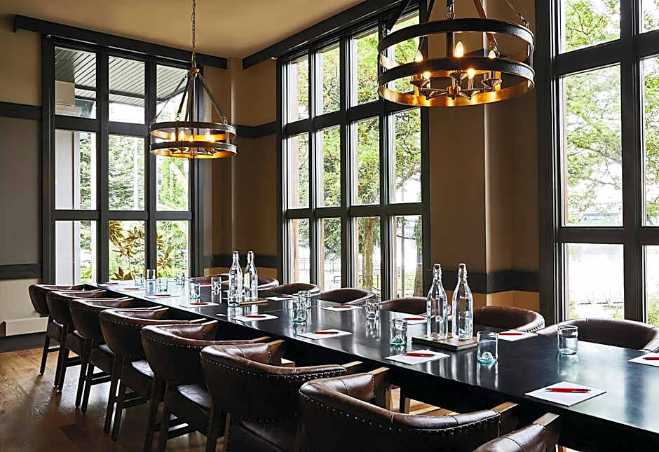 Kimpton Riverplace Hotel By IHG