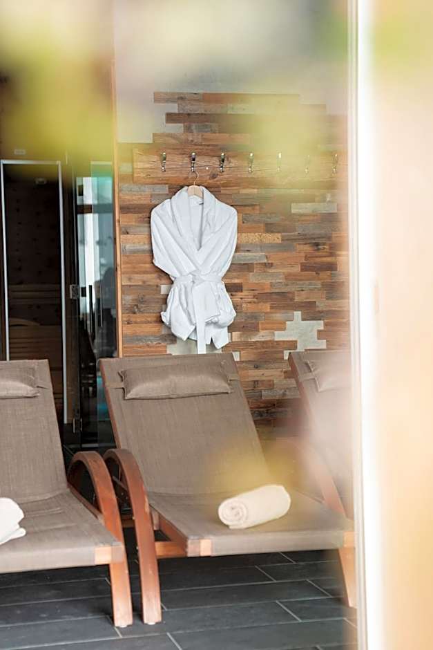 Palazi Apartments & Spa
