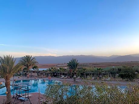 6-Bed Mixed Dormitory Room