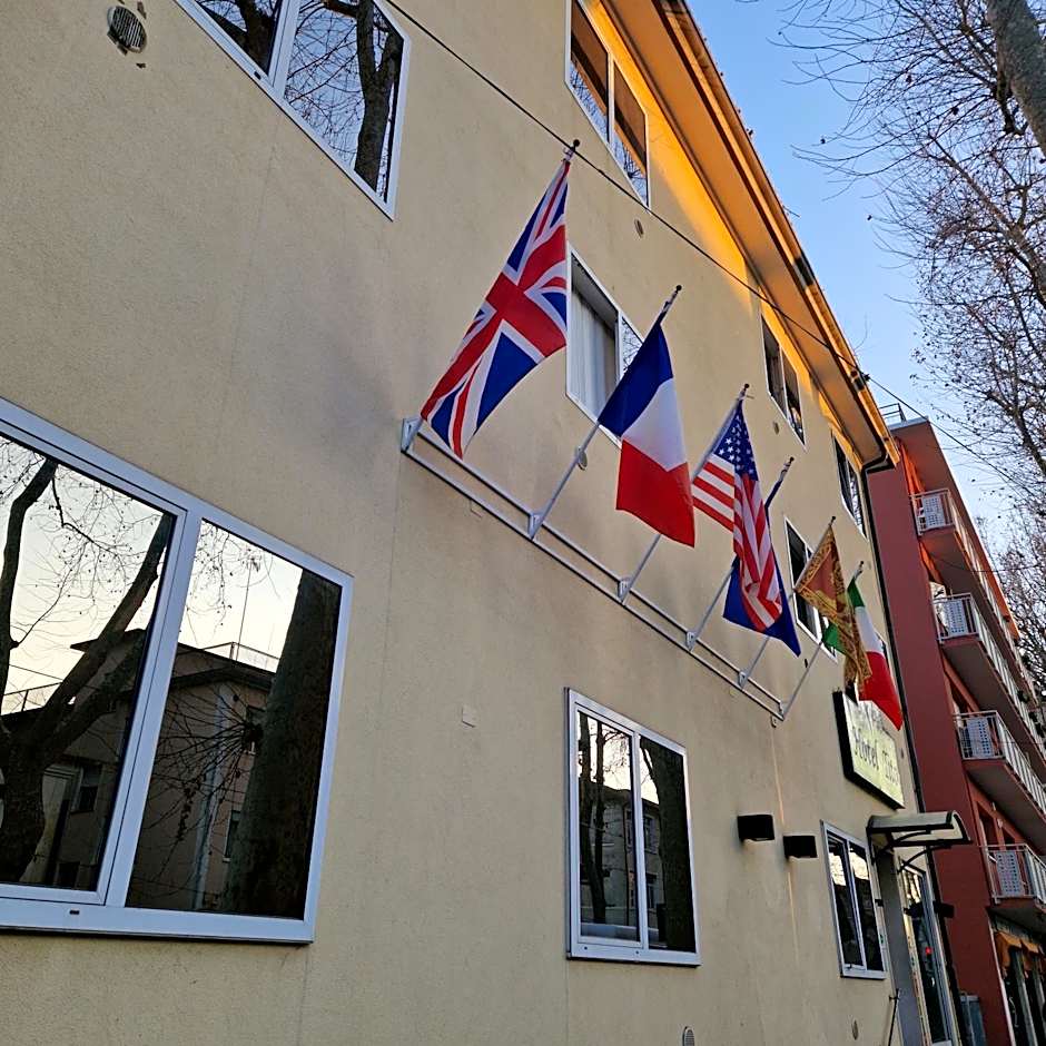 HOTEL TiTO