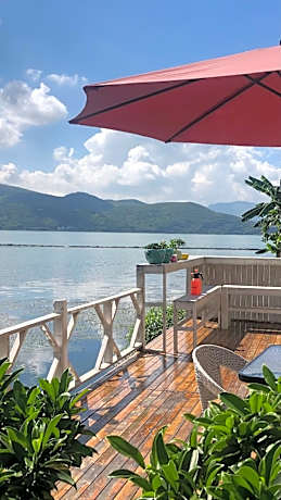 Eastyard sea view boutique inn of Shuanglang