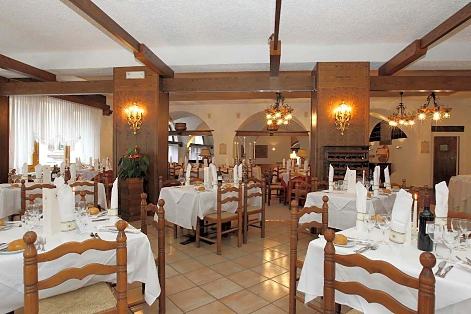 Olympic Turismo Antico Borgo Hotel