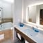 Holiday Inn Express & Suites Gaylord By IHG