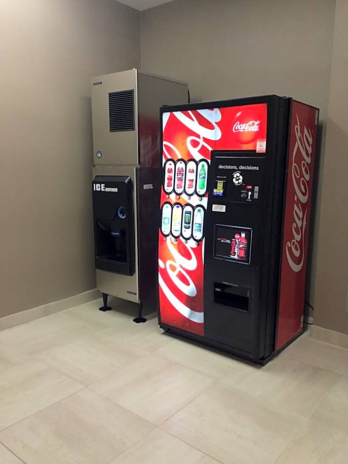 Meridian Inn & Suites Lloydminster