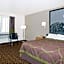 Super 8 by Wyndham Bloomfield