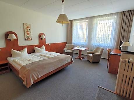 Budget Double Room - Annex Villa Germania