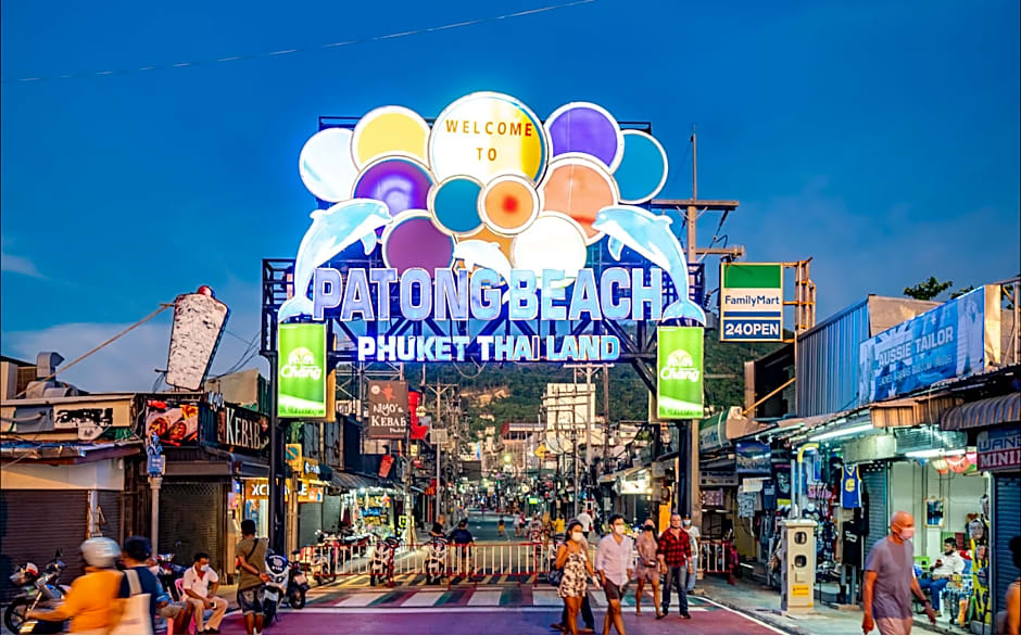 Sea Front Home Boutique - Patong Beach