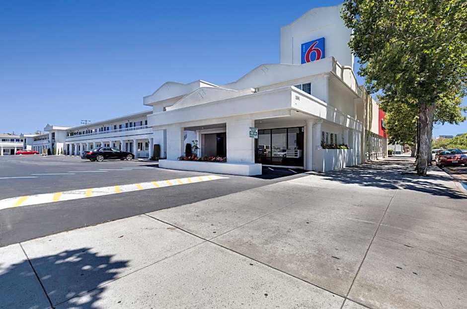 Motel 6-San Jose, CA - Convention Center