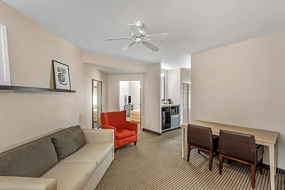 Country Inn & Suites by Radisson, Elk Grove Village/Itasca