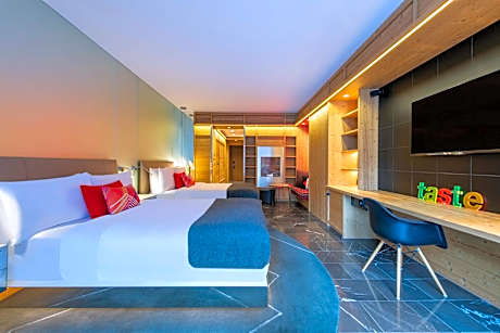 Connecting 1 King, 2 Twin, Guest room, Bedroom 1: 1 King, Bedroom 2: 2 Twin, Best valley view
