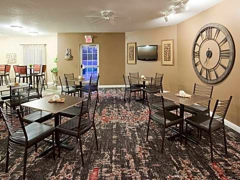 GrandStay Residential Suites Hotel - Eau Claire