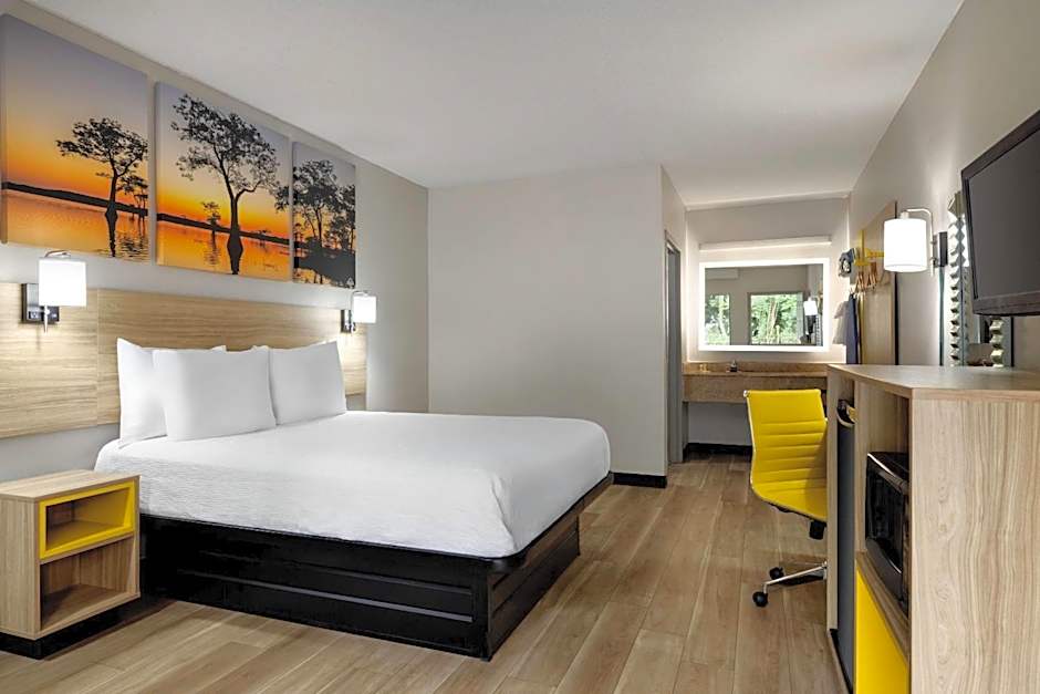 Days Inn by Wyndham Blythewood North Columbia