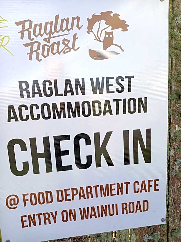 Raglan West Accommodation Units