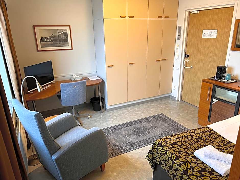 Budget Hotel Easystay