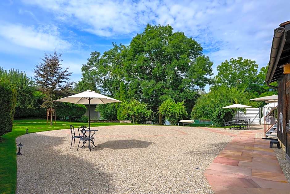 Apart-Hotel Pont-de-Thielle