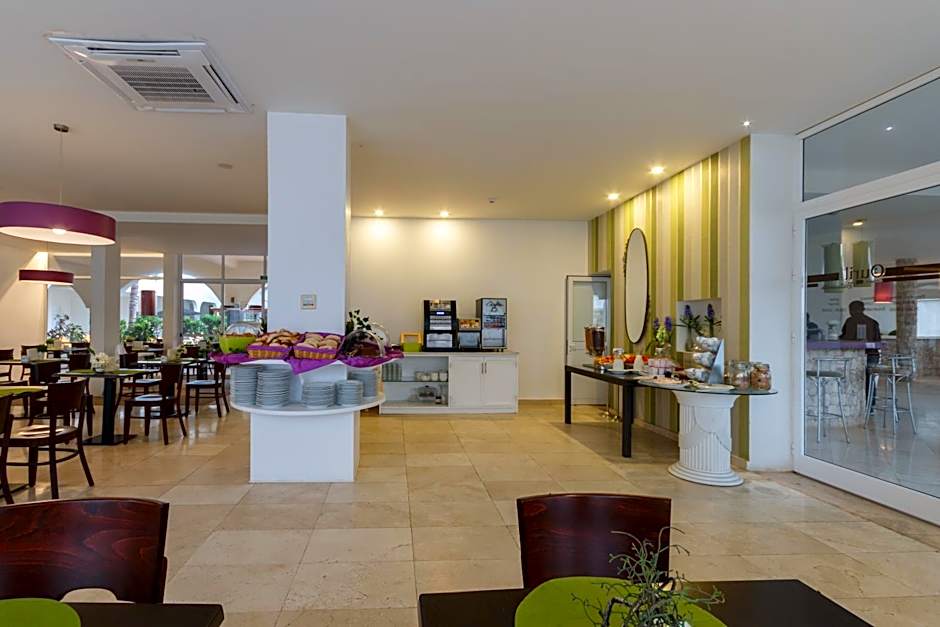 Ouril Pontao Hotel