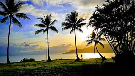Cairns Harbourside Hotel
