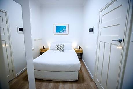 One-Bedroom Apartment - 2