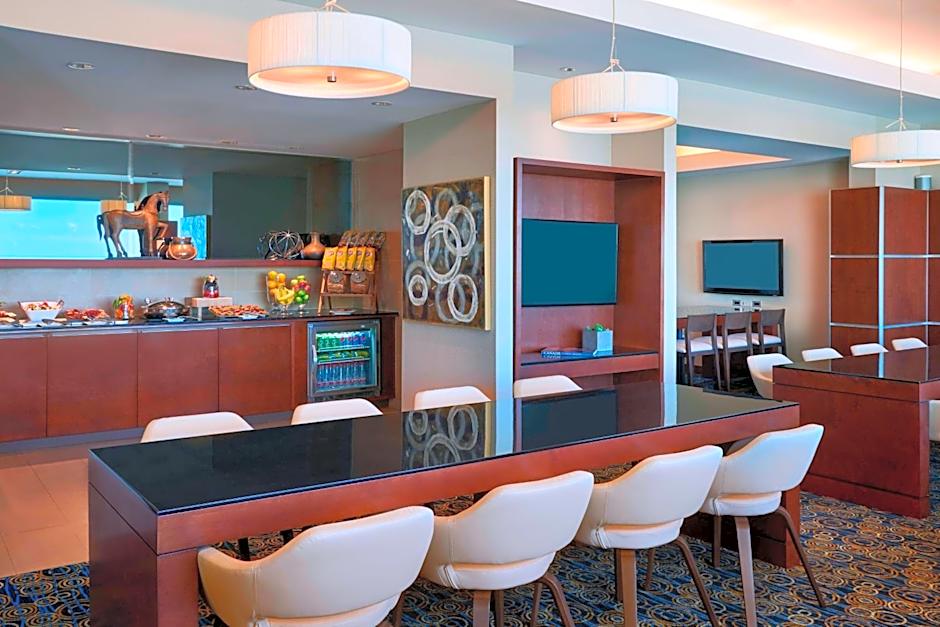 Montreal Airport Marriott In-Terminal Hotel