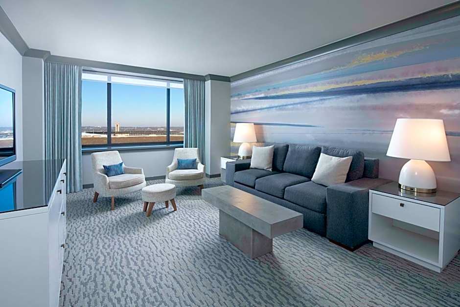 The Lofton Hotel Minneapolis, Tapestry Collection by Hilton