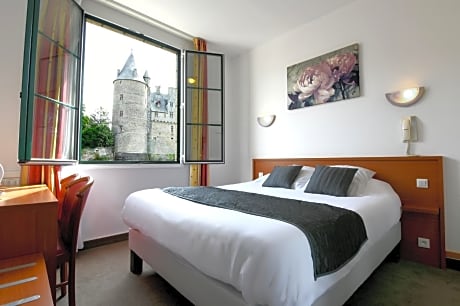 Superior Double Room With Castle View