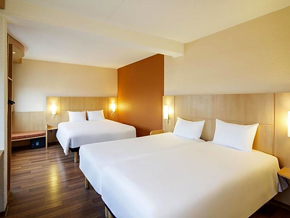 Ibis Schiphol Amsterdam Airport