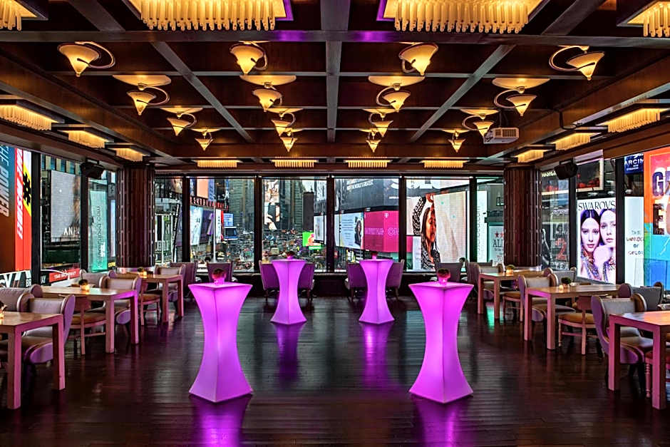 Renaissance by Marriott New York Times Square Hotel