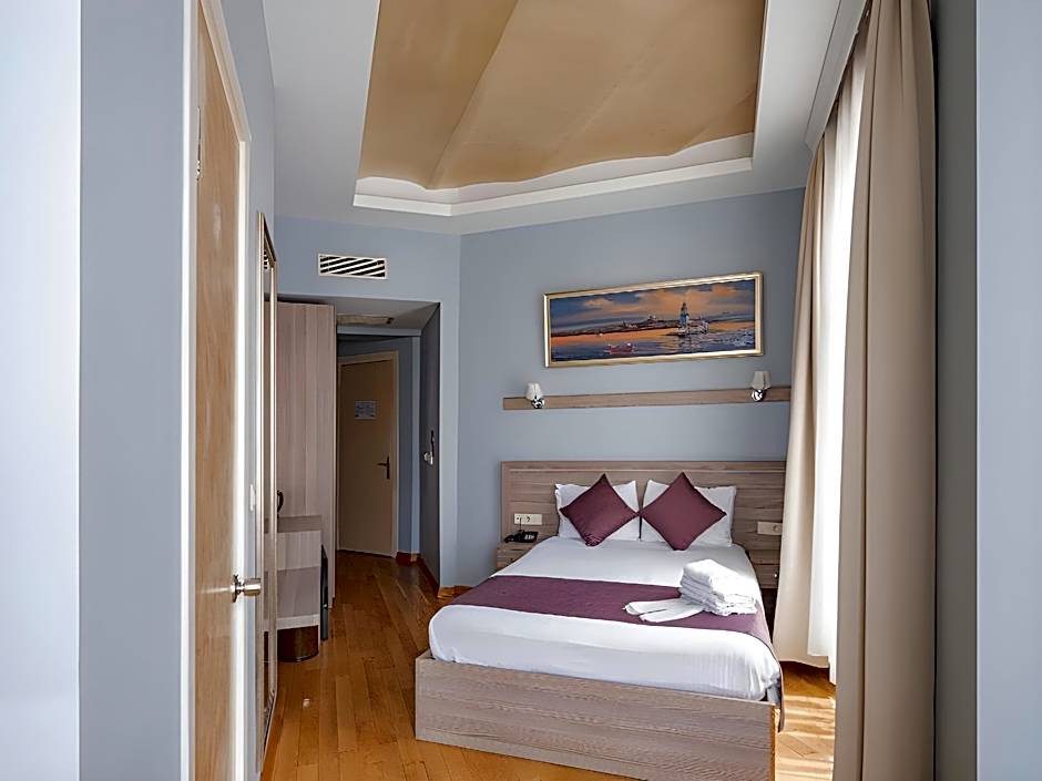 Ragip Pasha Apartment