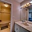 Siesta Key Beach - 2 Bedroom - 3 Beds - 3 Bathroom Duplex with Heated Swimming Pool